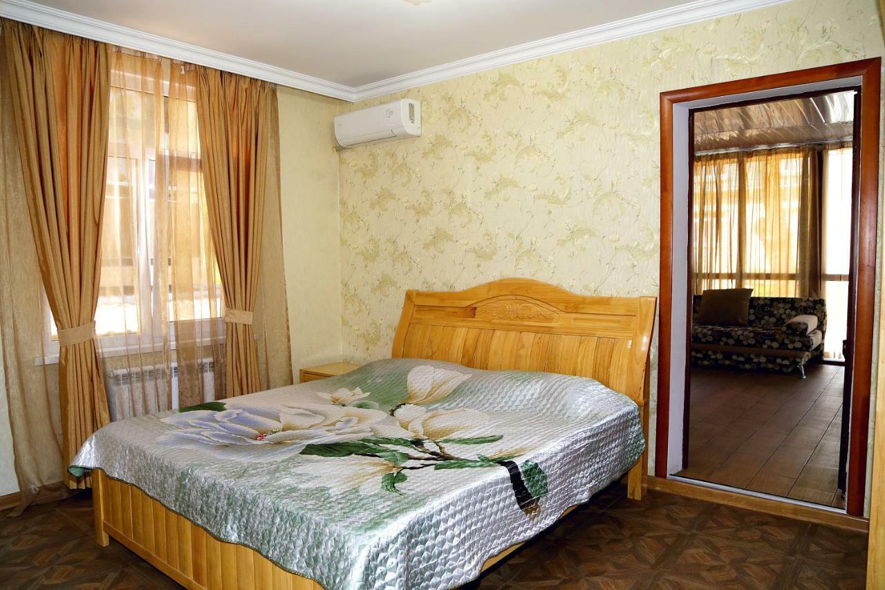 Gagra-lazurnaya Gagra